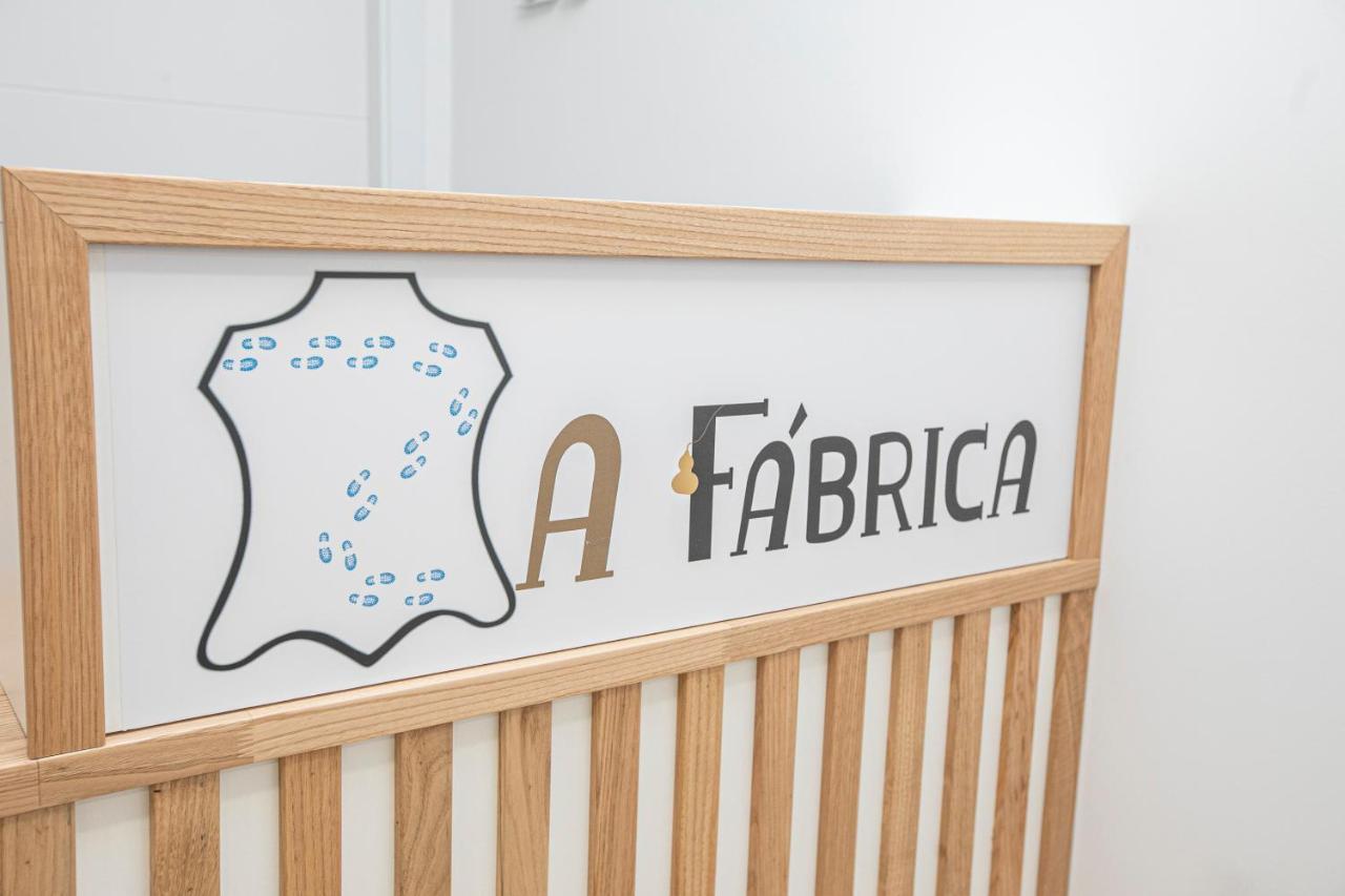 Albergue A Fabrica Lavacolla Eksteriør bilde